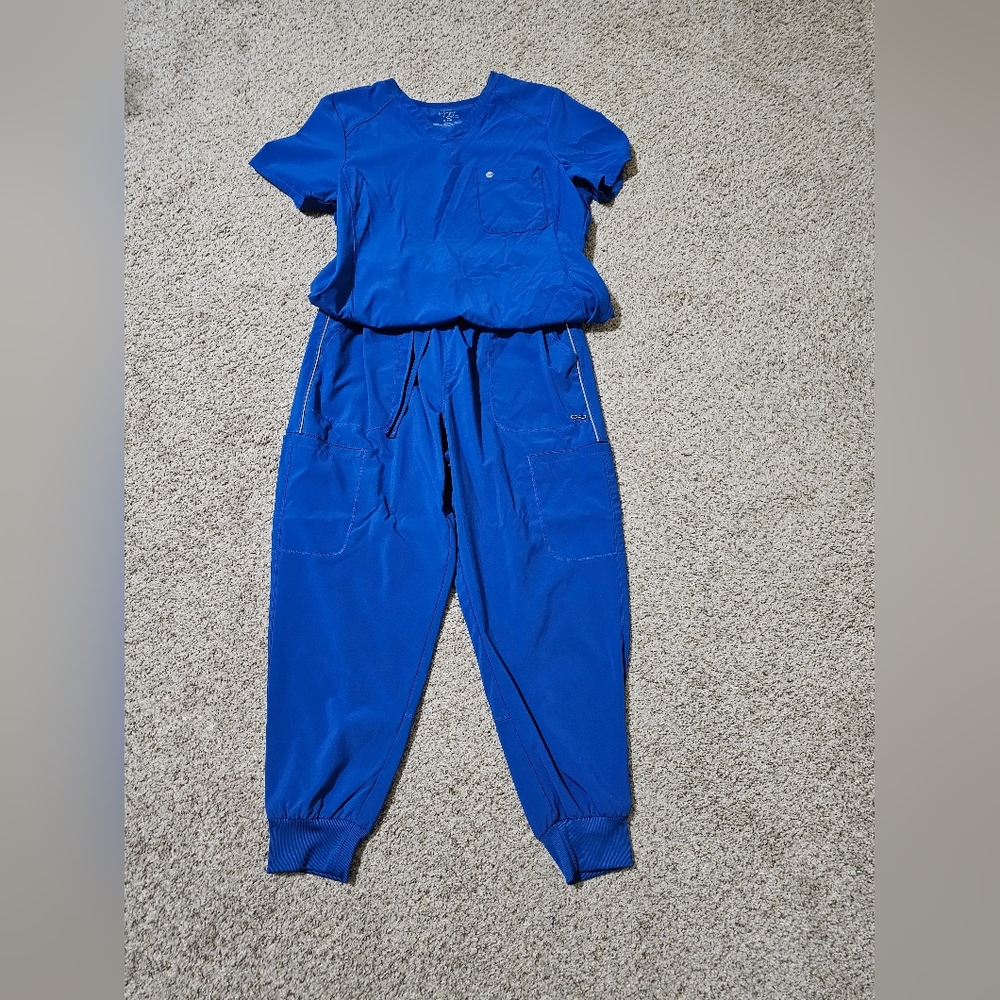 Cherokee Infiniti Scrub